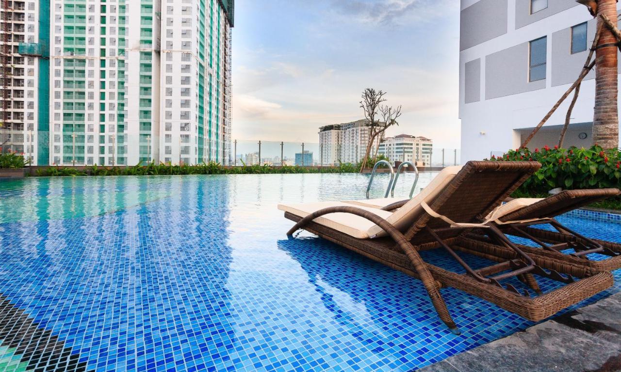 Chau Apartments - Infinity Pool- Ben Thanh Ho-Chi-Minh-Stadt Exterior foto